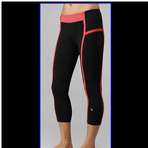 VGC Lululemon Mynah Cropped Leggings - Size 8 - Picture 1 of 4